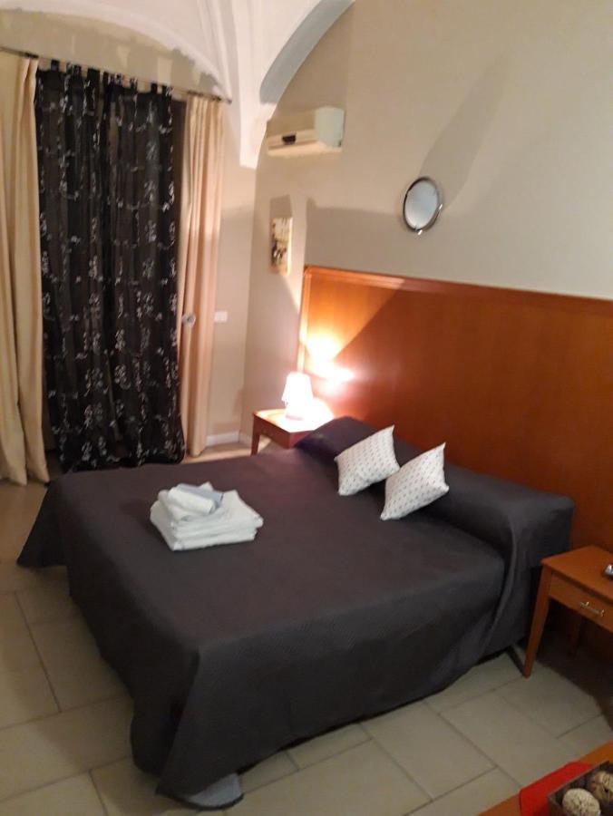 Bastiano'S Rooms Катания Экстерьер фото