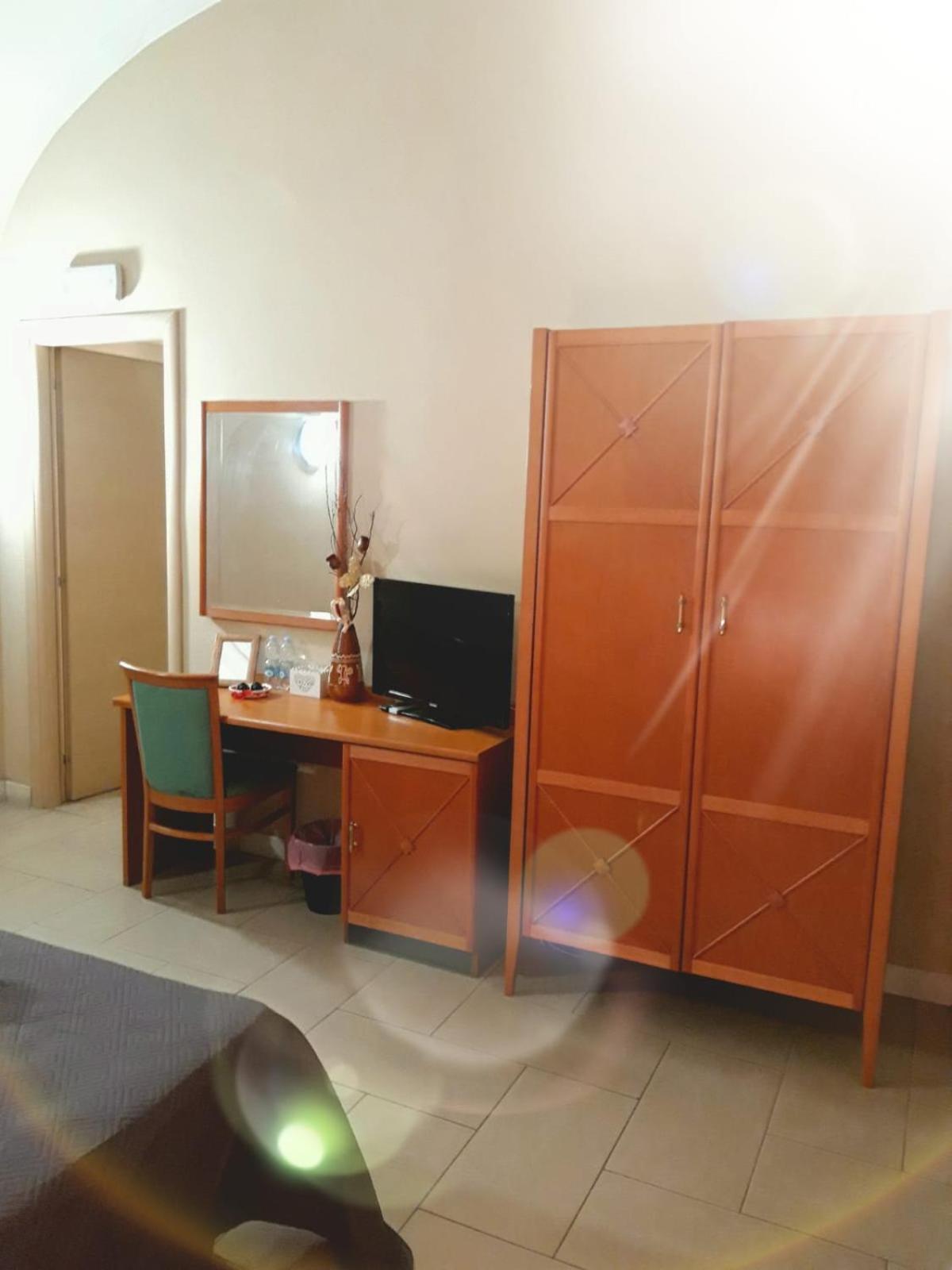 Bastiano'S Rooms Катания Экстерьер фото