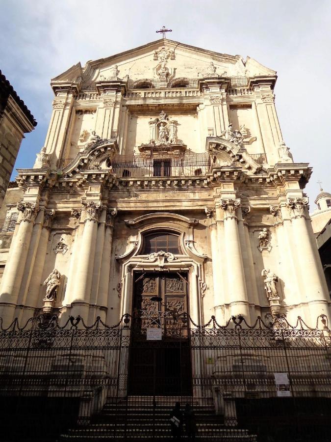 Bastiano'S Rooms Катания Экстерьер фото
